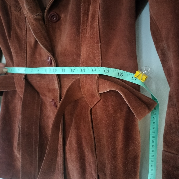 Vintage Burgundy Leather Jacket - Picture 2 of 9